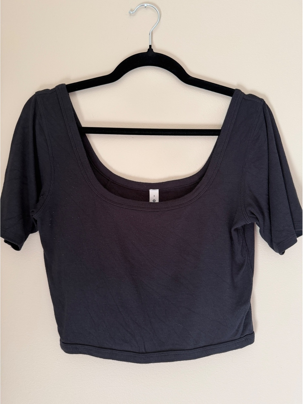 8 solid black Lululemon ribbed crop top